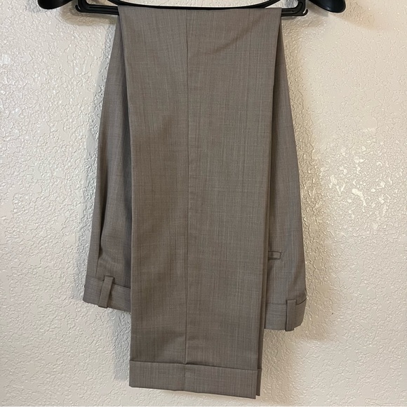 Studio Suits Tan Wool Suit - Picture 7 of 8